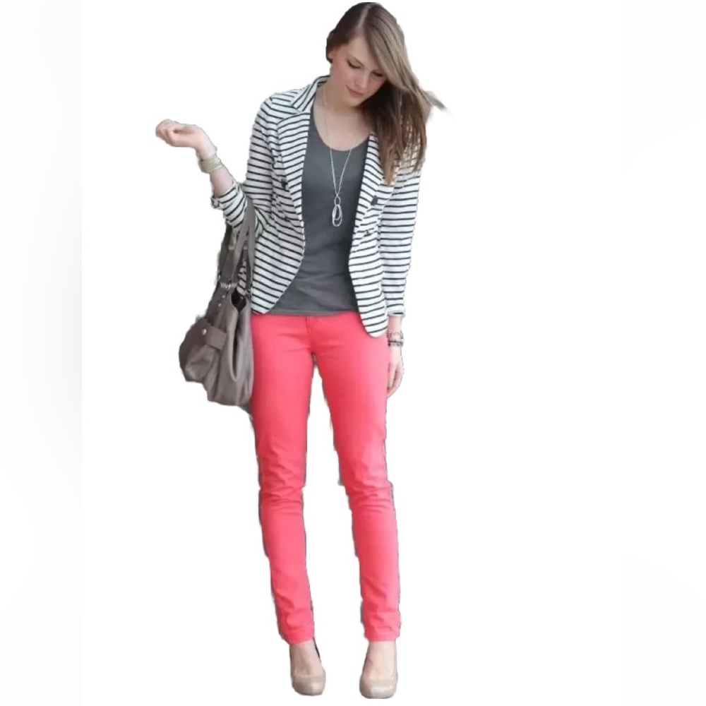 J BRAND "#811 MID-RISE SKINNY LEG" Stretch Jeans In "FRAISE" (HOT PINK)